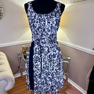 White House Black Market Spring Flowy Dress